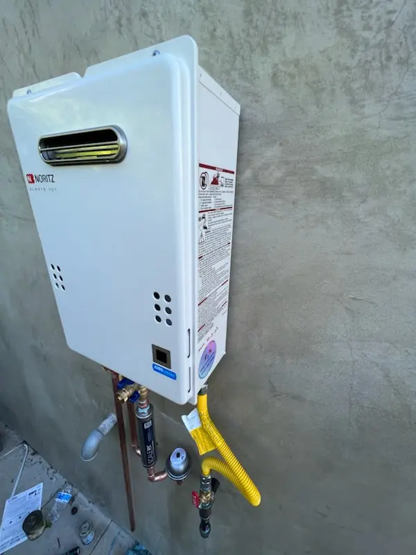 Tankless water heater installation for Palm Springs homes